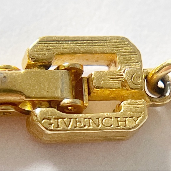 Givenchy vintage matte gold bike link style chain necklace - Picture 8 of 8